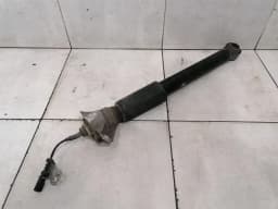 PORSCHE Porsche Macan 95B shock absorber rear 95B513035F shock absorber rear — thumbnail 1
