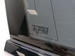 PORSCHE Porsche Macan 95b Left Rear Quarter Glass 95B845297XX Door Window 1⁄4 Rear Left — thumbnail 2