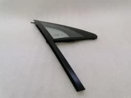 PORSCHE Porsche Macan 95b Right Front 1/4 Glass 95B845114D Door Window 1⁄4 Front Right — thumbnail 1