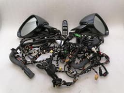 PORSCHE RIGHT HAND DRIVE RHD PORSCHE MACAN 95B Left Door Mirror GTS SPORT DESIGN POWERFOLD — thumbnail 1