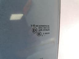 PORSCHE Porsche Macan 95B left rear door glass 95B845205B door window rear left double — thumbnail 9