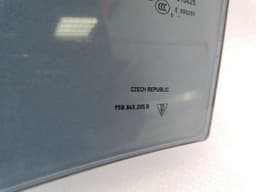 PORSCHE Porsche Macan 95B left rear door glass 95B845205B door window rear left double — thumbnail 2