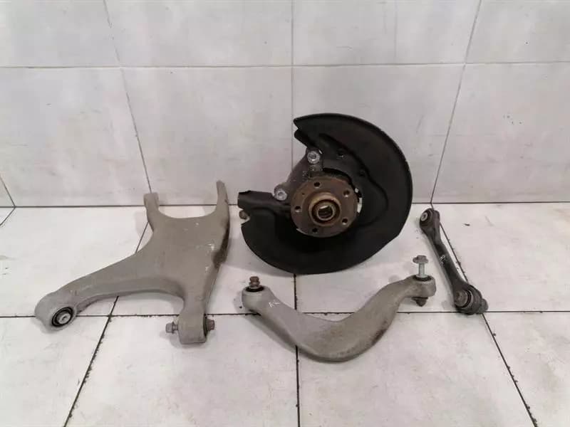 PORSCHE Porsche Macan 95B Left Rear Hub 95B505431 Wheel Bearing Housing Rear Left SET SET