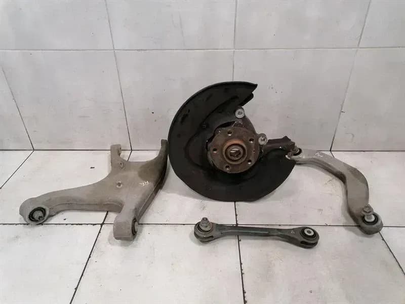 PORSCHE Porsche Macan 95B Right Rear Hub 95B505432 Wheel Bearing Housing Rear Right SET