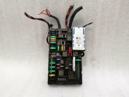 BMW BMW X4 G02 Fuse Box Power Distribution Unit 8795477 Distribution Fuse Box — thumbnail 6