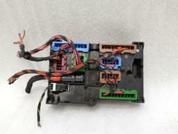 BMW BMW X4 G02 Fuse Box Power Distribution Unit 8795477 Distribution Fuse Box — thumbnail 3