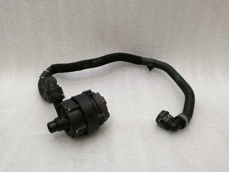 BMW BMW X4 G02 additional cooling pump 8663248 coolant pump pump X3 G01