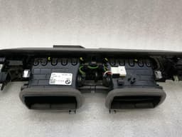 BMW BMW X4 G02 Air Vent 9371467 SET of 3 RHD UK MODEL — thumbnail 10