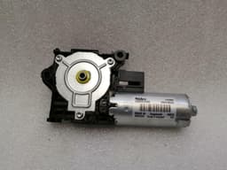 BMW BMW X4 G02 DRIVE SCOOTER SUNBLIND PANORAMA 10041604A 54107493161 7493161 X3 G01 — thumbnail 1