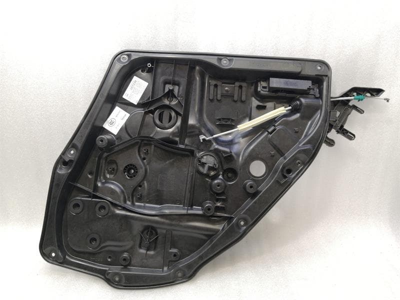 Mercedes S-Class W222 Right Rear Door Winder A2227306605 Window Regulator Rear Re