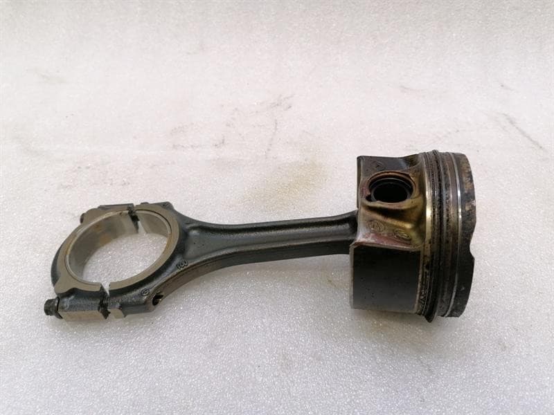 MERCEDES-BENZ MERCEDES S-CLASS W222 S500 PISTON CONROD A2560300400 ENGINE PISTON CONNECTING ROD M256