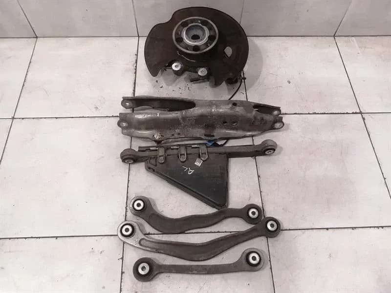 Mercedes S-Class W222 Left Rear Hub A2223500941 Wheel Bearing Housing Rear Left SET