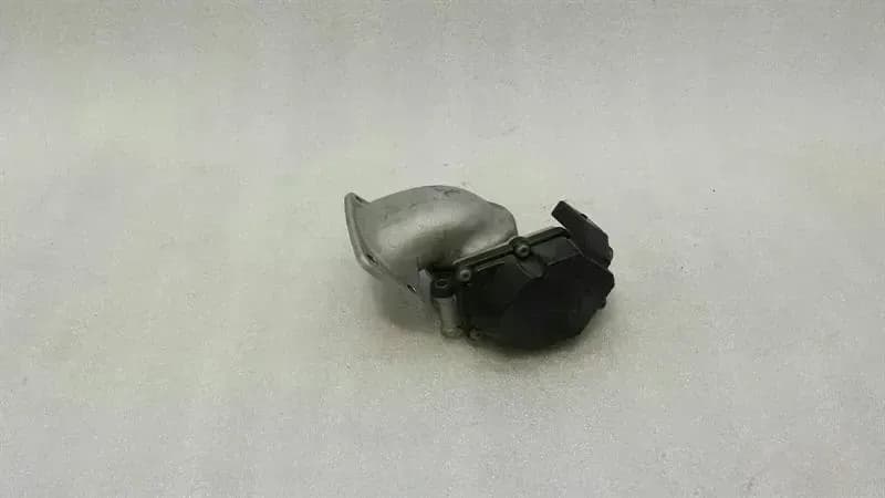 AUDI Audi A7 4G Throttle Body 057128063D Throttle 3.0 TFSI