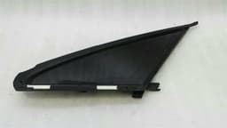 MERCEDES-BENZ Mercedes E Class W238 Right Rear Glass A2386709000 Door Glass 1/4 Rear Right — thumbnail 1