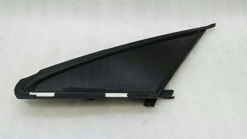 MERCEDES-BENZ Mercedes E Class W238 Right Rear Glass A2386709000 Door Glass 1/4 Rear Right
