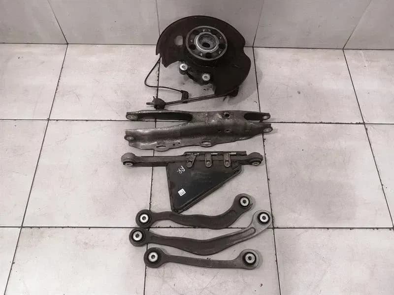 Mercedes W222 Right Rear Hub A2223501041 Wheel Bearing Housing Rear Right SET