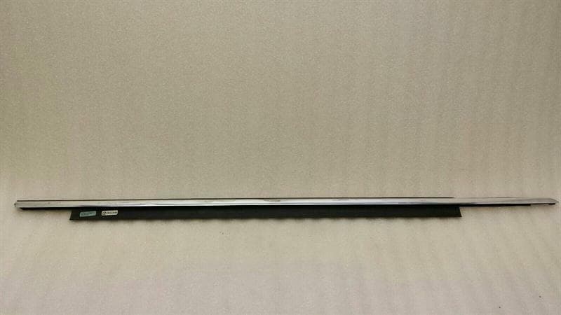 AUDI Audi A7 4G Front Right Body Moulding 4G8853284B Strip Front Right