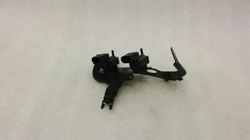 AUDI Audi A7 4G Electromagnetic Solenoid 037906283C Solenoid Diverter Valve