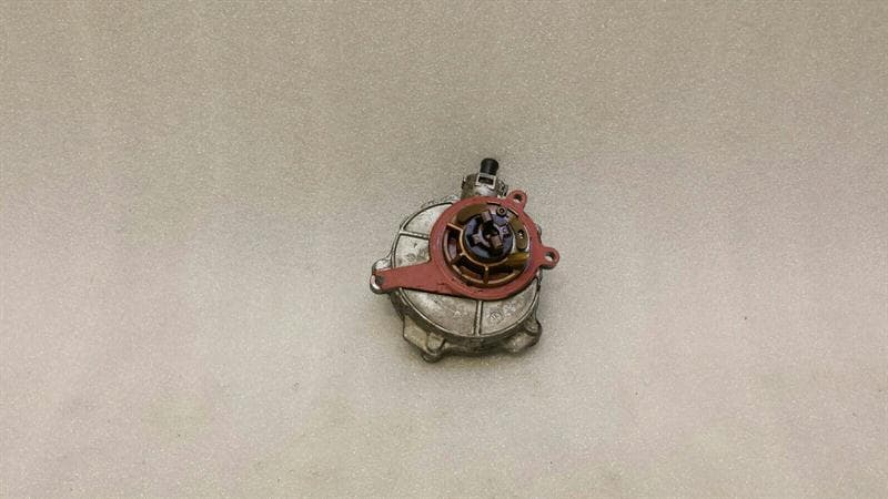 AUDI Audi A7 4G Vacuum Pump 06E145100R Vacuum Pump 3.0 TFSI