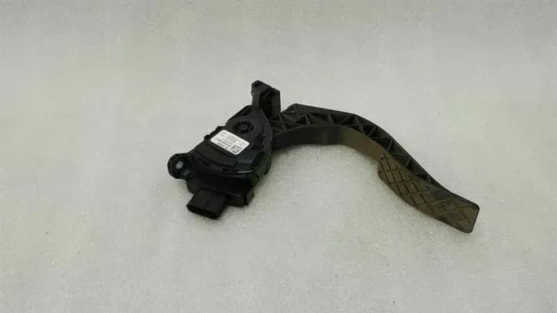 AUDI Audi A7 4G accelerator pedal (electrical) 8K1723523A accelerator pedal