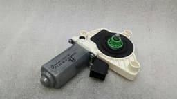 MERCEDES-BENZ Mercedes E Class W238 Door Window Motor A0009066106 Window Regulator Motor Left — thumbnail 1