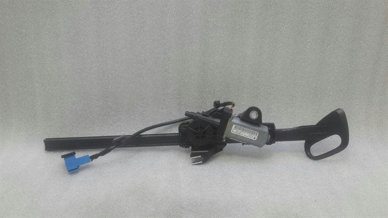 MERCEDES-BENZ Mercedes E Class W238 Left Seatbelt Feeder A2058600157 Seat Belt Retainer Front Left