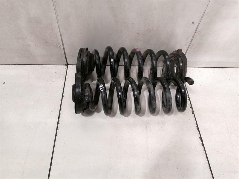 MERCEDES-BENZ Mercedes C43 W205 coil spring rear set A2053242704 suspension spring rear
