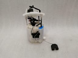 MERCEDES-BENZ Mercedes C43 AMG W205 Fuel Pump Electric A2054704900 Fuel Pump M276 — thumbnail 9