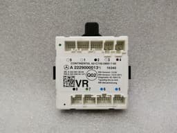 MERCEDES-BENZ Mercedes C Class W205 FRH Door Module A2229000013 Door Control Unit Front Right — thumbnail 1