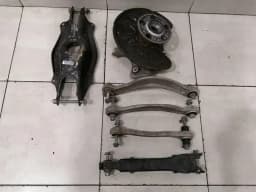 MERCEDES-BENZ MERCEDES C43 AMG W205 Left Hub SET A2053508708 Wheel Bearing Housing Rear Left SET — thumbnail 1