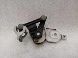 MERCEDES-BENZ MERCEDES C CLASS W205 FRONT RIGHT LEVEL SENSOR A2059057001 LEVEL SENSOR — thumbnail 8