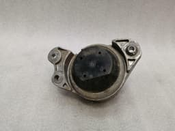MERCEDES-BENZ Mercedes C43 AMG W205 Left Engine Mount A2052404900 Engine Mount Left M276r — thumbnail 1