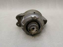 MERCEDES-BENZ Mercedes C43 AMG W205 Left Engine Mount A2052404900 Engine Mount Left M276r — thumbnail 3