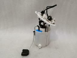 MERCEDES-BENZ Mercedes C43 AMG W205 Fuel Pump Electric A2054704900 Fuel Pump M276 — thumbnail 2