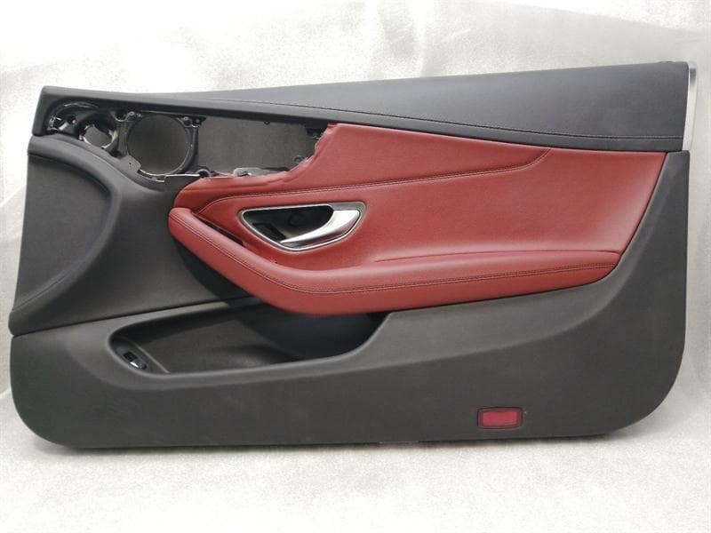 MERCEDES-BENZ MERCEDES C43 DESIGNO W205 DOOR CARD A2057203427 RIGHT DOOR PANEL LEATHER RED