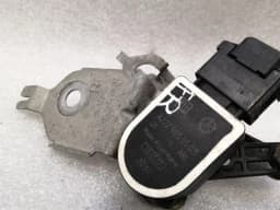 MERCEDES-BENZ MERCEDES C CLASS W205 FRONT RIGHT LEVEL SENSOR A2059057001 LEVEL SENSOR — thumbnail 2