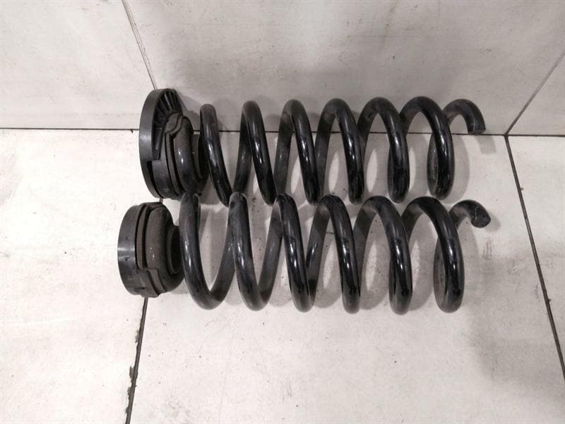 MERCEDES-BENZ Mercedes C43 W205 coil spring rear set A2053242604 suspension spring rear