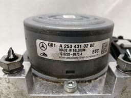 MERCEDES-BENZ Mercedes C43 AMG W205 A.B.S pump A2534310500 ABS pump hydraulic block — thumbnail 4
