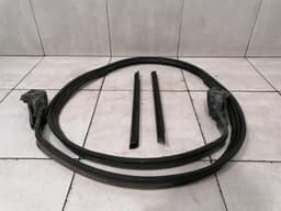 MERCEDES-BENZ Mercedes SL R231 Tailgate Seal Rubber A2317500098 Rear Seals — thumbnail 1