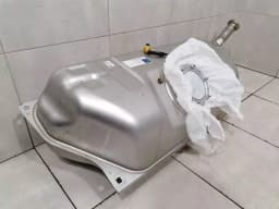 MERCEDES-BENZ Mercedes SL R231 fuel tank A2314700301 fuel tank — thumbnail 2