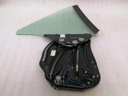 MERCEDES-BENZ Mercedes SL R231 left rear quarter glass A2316700306 door window 1/4 rear left — thumbnail 7