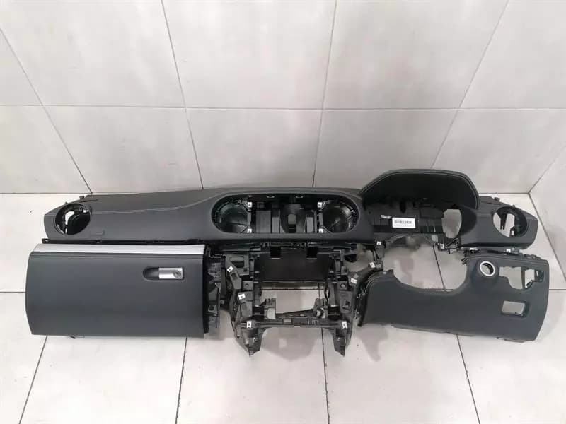 MERCEDES-BENZ MERCEDES SL R231 DASHBOARD LEATHER A2316800387 RIGHT HAND DRIVE RHD