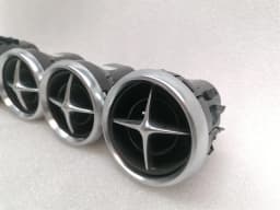 MERCEDES-BENZ Mercedes SL R231 air vent set A2318300054 ventilation nozzle ventilation grille set — thumbnail 2