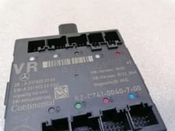 MERCEDES-BENZ Mercedes SL R231 FRH door module A2319008107 front right door control unit — thumbnail 4