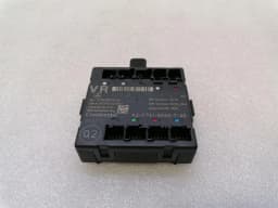 MERCEDES-BENZ Mercedes SL R231 FRH door module A2319008107 front right door control unit — thumbnail 5