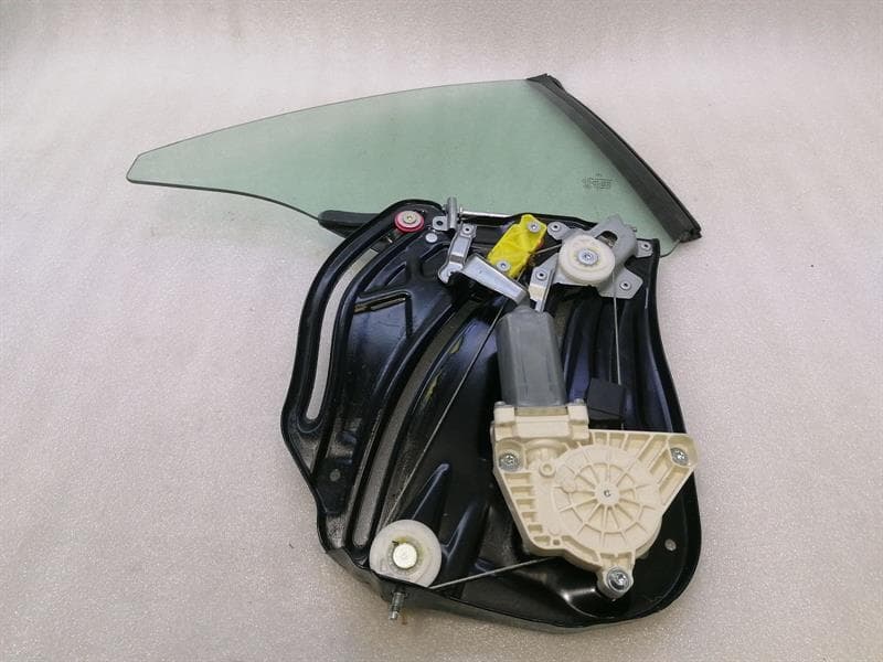 MERCEDES-BENZ Mercedes SL R231 right rear quarter glass A2316700406 door window 1/4 rear right
