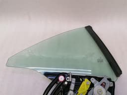 MERCEDES-BENZ Mercedes SL R231 right rear quarter glass A2316700406 door window 1/4 rear right — thumbnail 9