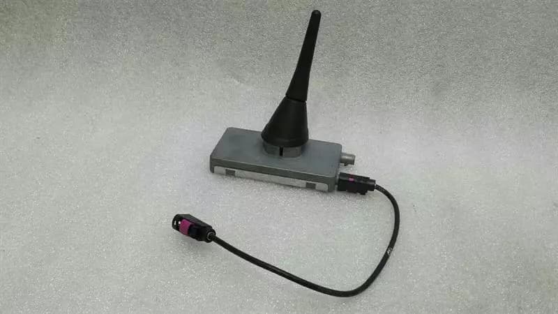 BMW BMW Z4 E85 E86 aerial / antenna 6913896 antenna