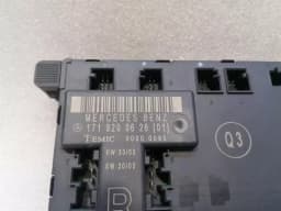 MERCEDES-BENZ Mercedes SLK R171 right door module A1718200626 control unit right door — thumbnail 2