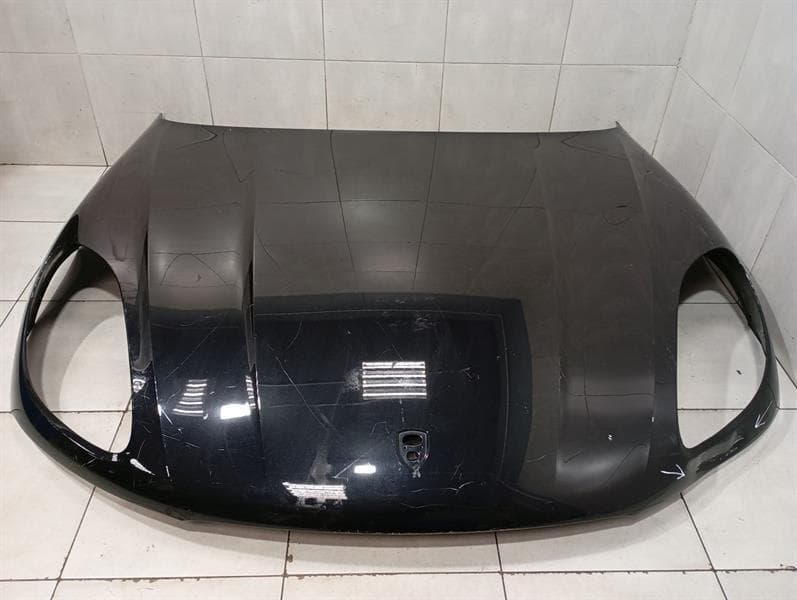PORSCHE Porsche Macan 95B Bonnet 95B823031 Bonnet